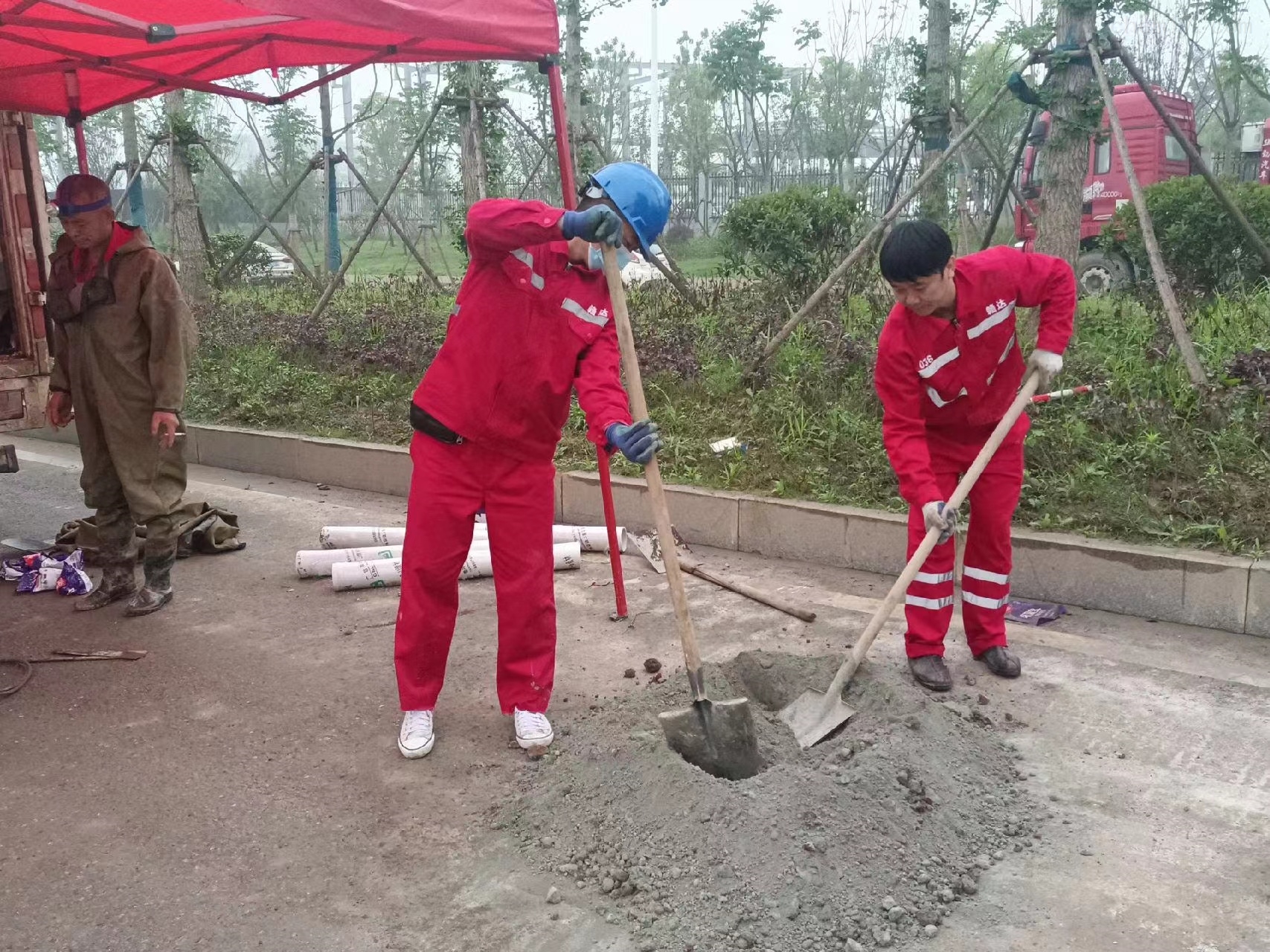 娄星管道疏通哪家好】及时进行市政管道清淤